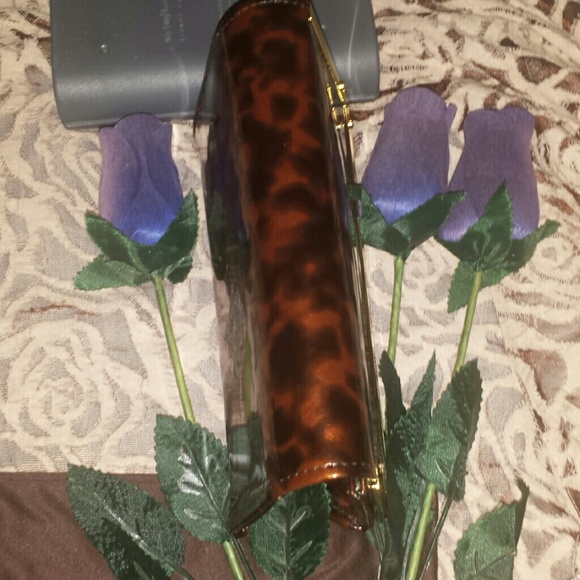 Glass Case Tory Burch Classy brown pattern - Picture 2 of 3