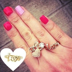 HP | ⭐NEW! t+j Designs Gold "Love" Ring