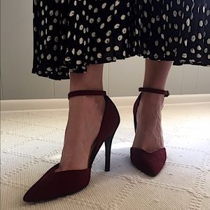 Gorgeous red ankle strap heels size 9
