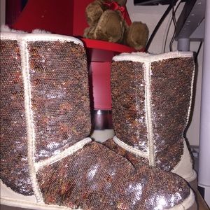 Sequin changing UGG's