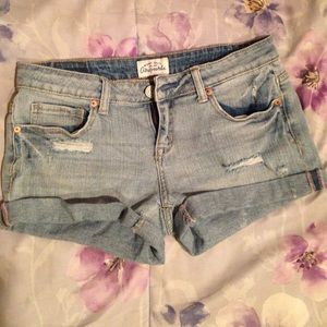 Light blue ripped jean shorts (super cute fit) !