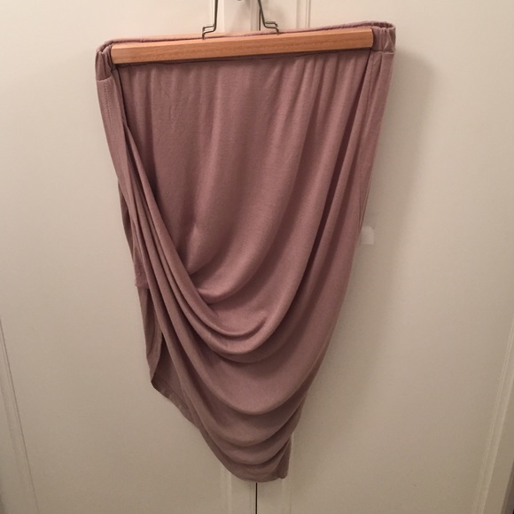 On twelfth ruched skirt
