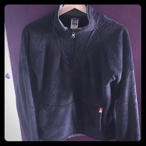 Black North Face Pullover Fleece