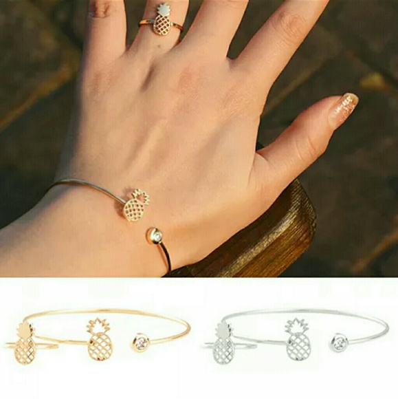 2 Dainty Pineapple Bracelets - Picture 2 of 4