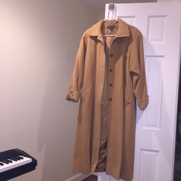 Oversized Camelhair coat