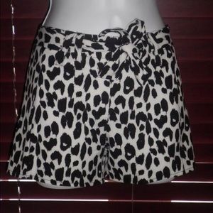 NWT BEBE dress shorts🎗For ChildCancer Fundraiser