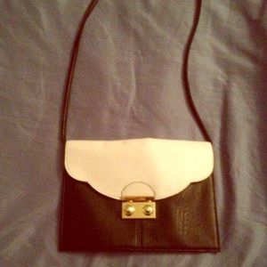 💫PRICE FIRM--Like New ASOS Envelope Clutch