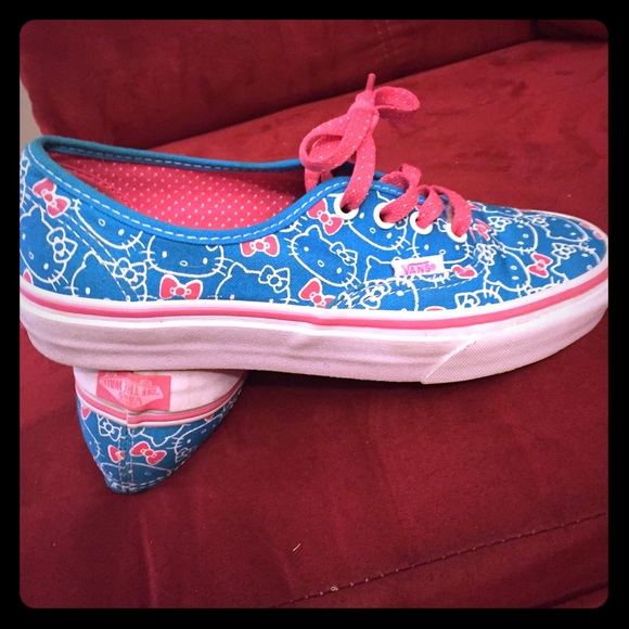 Hello Kitty Vans (rare) size 7