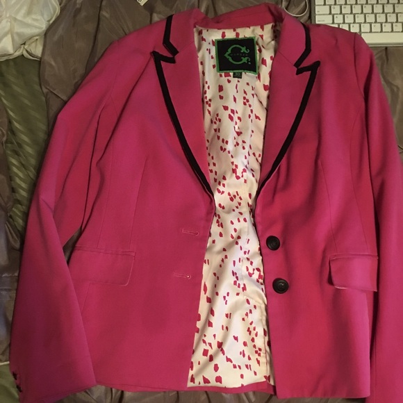 C.Wonder pink blazer