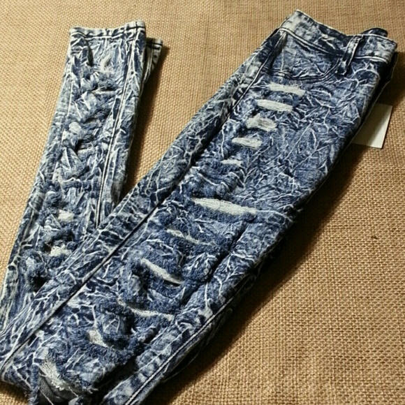 NEW- High Waisted Acid Wash Skinny Jeans - SZ 7 - Picture 2 of 2