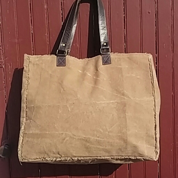 *Currently Out of Stock* Lets Get Lost Weekender - Picture 3 of 3