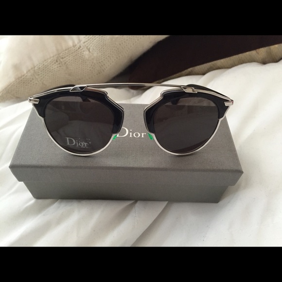 Dior So Real - Picture 4 of 4