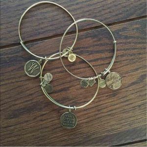 Alex & Ani bundle