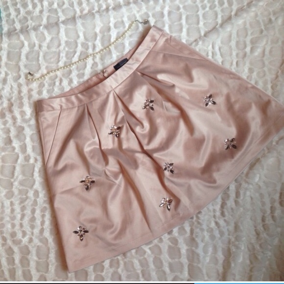 👀ISO👀 LOFT Embellished Skirt Sz 14 or 16