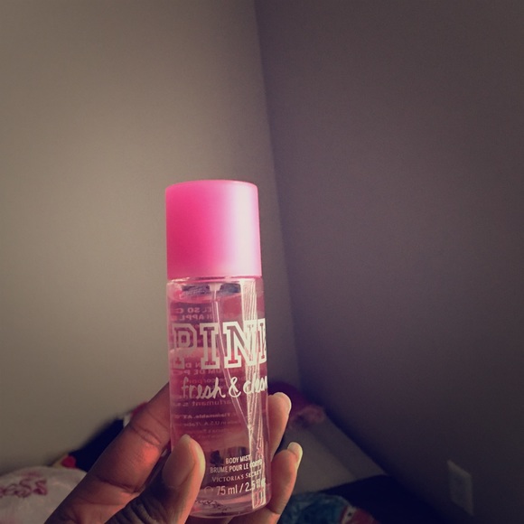 Victoria secret pink 2.5 body spray brand new
