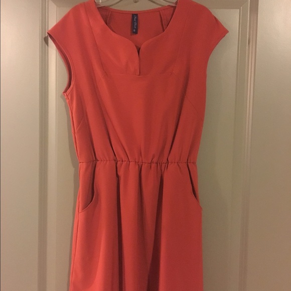 🔺SOLD🔺Cute dress! Size small. - Picture 2 of 4