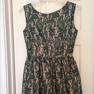 Zara Tulip green lace dress. Size S