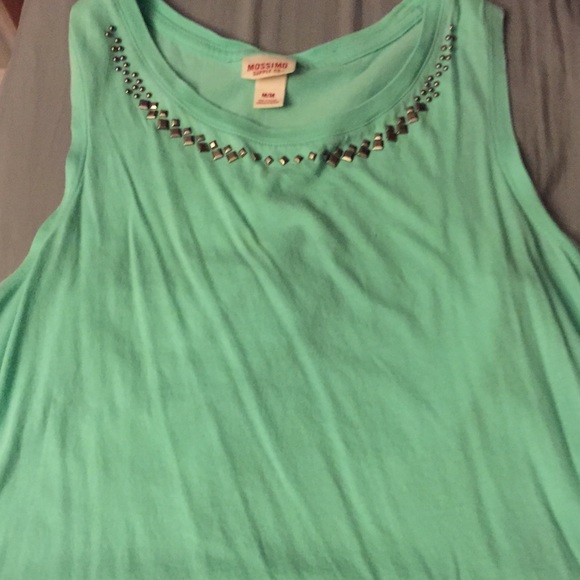 Studded tank - Picture 2 of 2