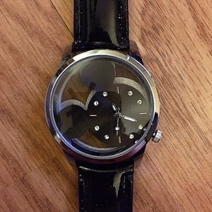 MICKEY MOUSE WATCH!