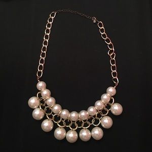 Pearl and gold necklace