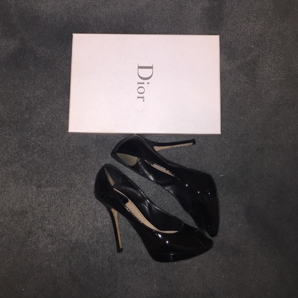 AUTHENTIC DIOR pumps NEW CONDITION