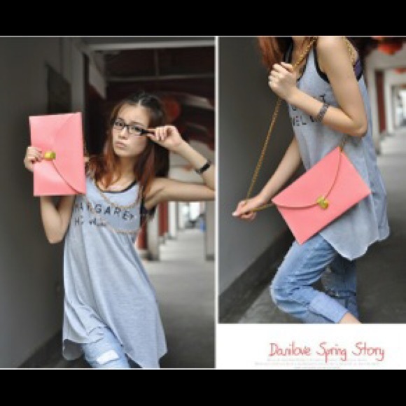 1 hr saleโ๏ธStylish envelope purse - Picture 2 of 2