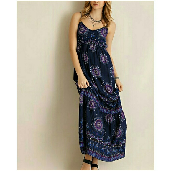 FULLY LINED RUFFLED MAXI DRESS‼️LAST ONE‼️ - Picture 2 of 4