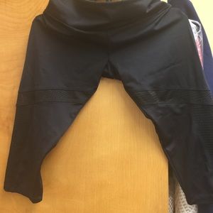 Onzie pants never worn mesh Inlay