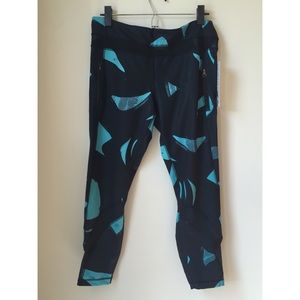 Lululemon Inspire Tight ii Sz 12