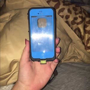 Life proof iPhone 5s case