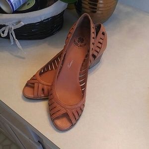 Lucky brand. Leather 2inch heel ??