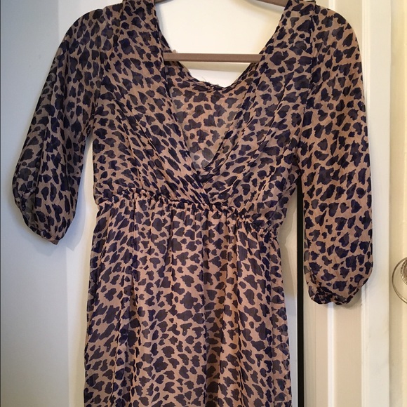 Dress - Picture 2 of 4