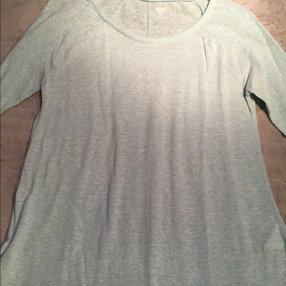 Light blue three quarter length tee
