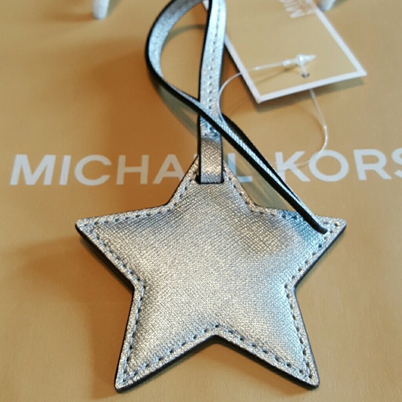 🔴SOLD!🔴 NWT MICHAEL KORS | STAR CHARM - Picture 3 of 4