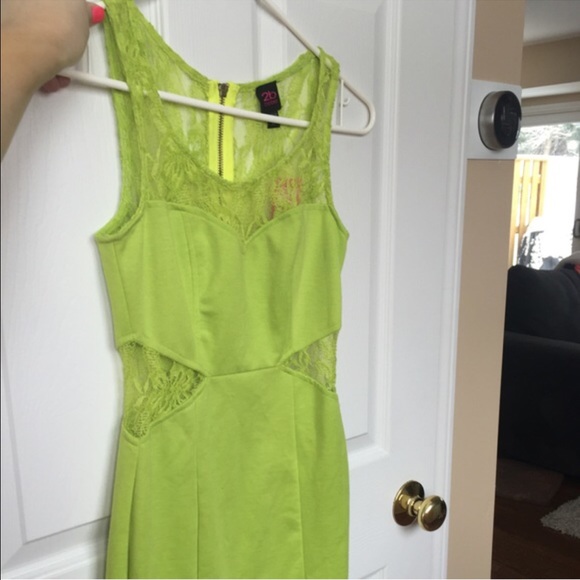 Bebe dress sz small