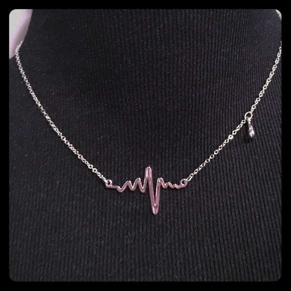 Heart beat necklace