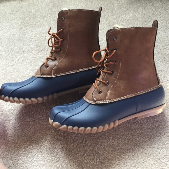 Brand New Trendsetter Duck Boots