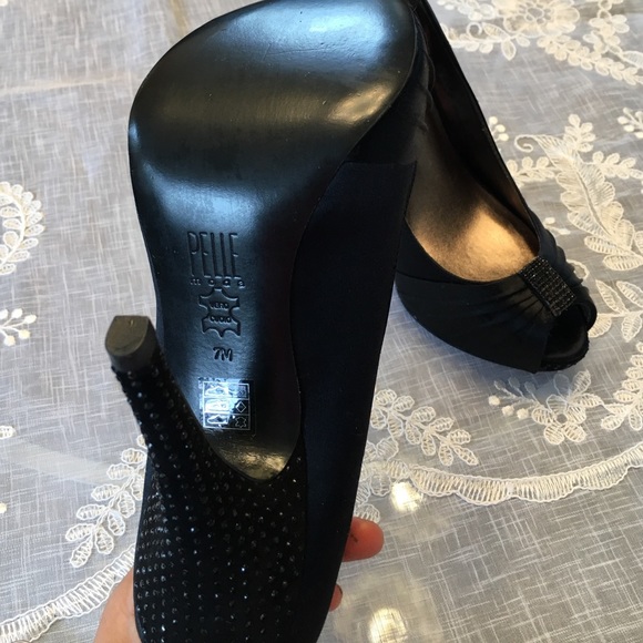 PELLE Moda satin heels - Picture 4 of 4