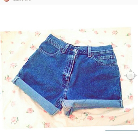 High waisted levis jeans