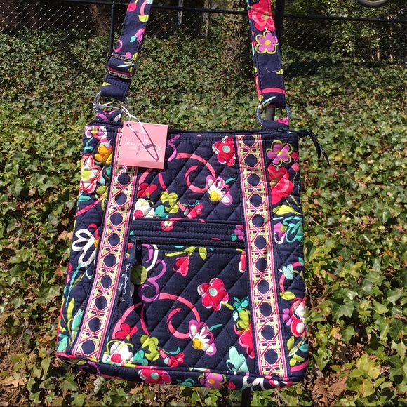 NWT Vera Bradley Hipster in Ribbons