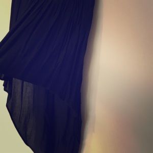 Black high low skirt