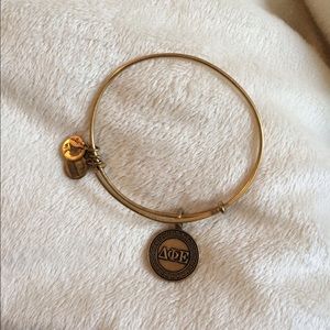Alex & Ani ΔΦΕ Delta Phi Epsilon Bangle