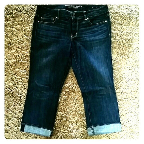 American Eagle Artist Crop