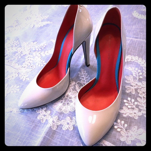 Bottega Veneta White Patent Leather d'Orsay  Pump