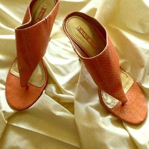 Nine West coral sandals with gold heel. 7.5