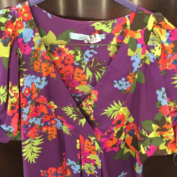 Karlie Spring Dress - Picture 2 of 3