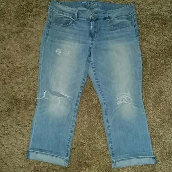 American Eagle Artist Crop