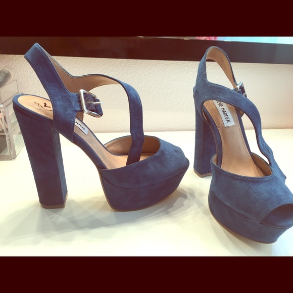 Steve Madden pumps heels