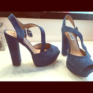 Steve Madden pumps heels