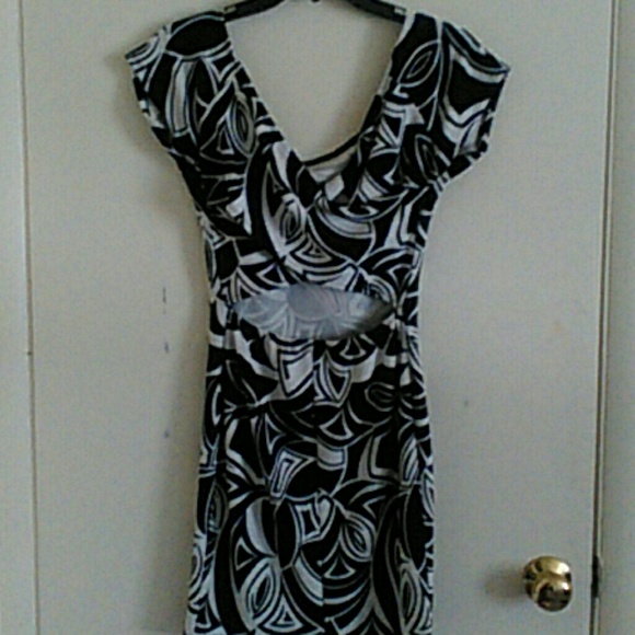 Dress - Picture 2 of 2